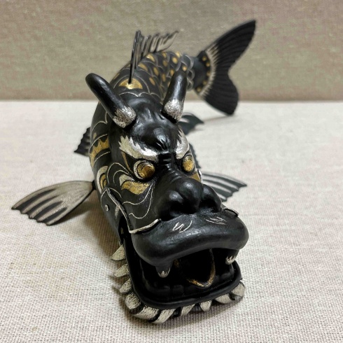 肥後象眼・べっ甲象嵌　嵌・鍛・彫【生きる鉄】
