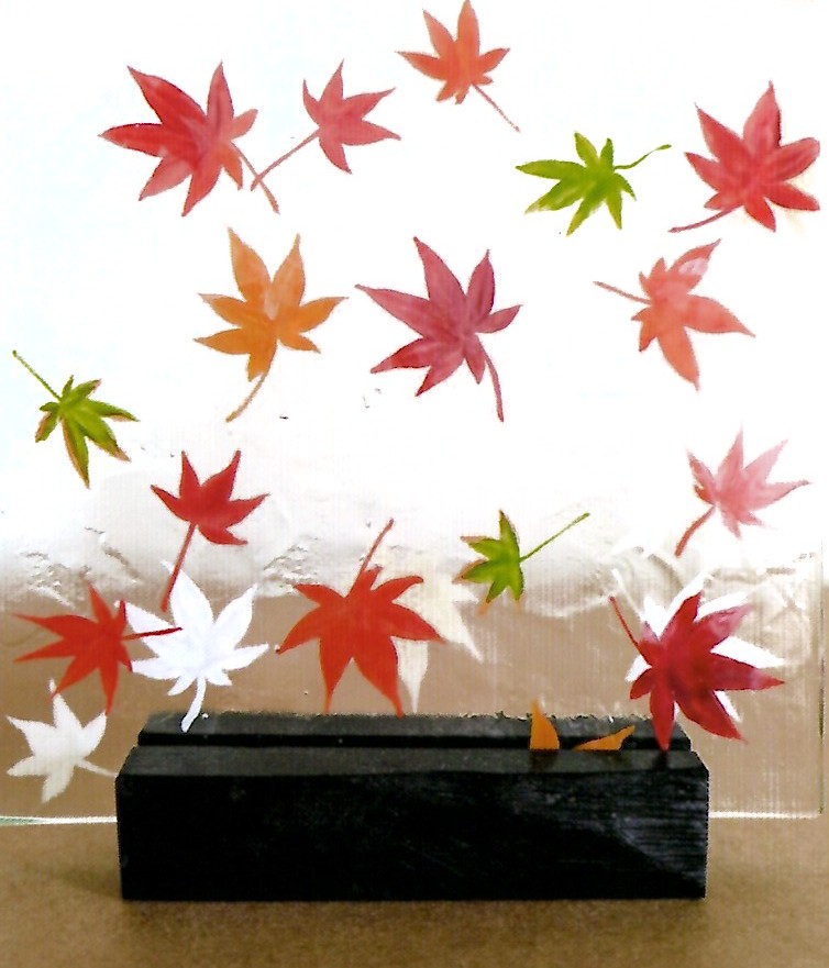 仲田朋子　ガラス展　「錦秋」