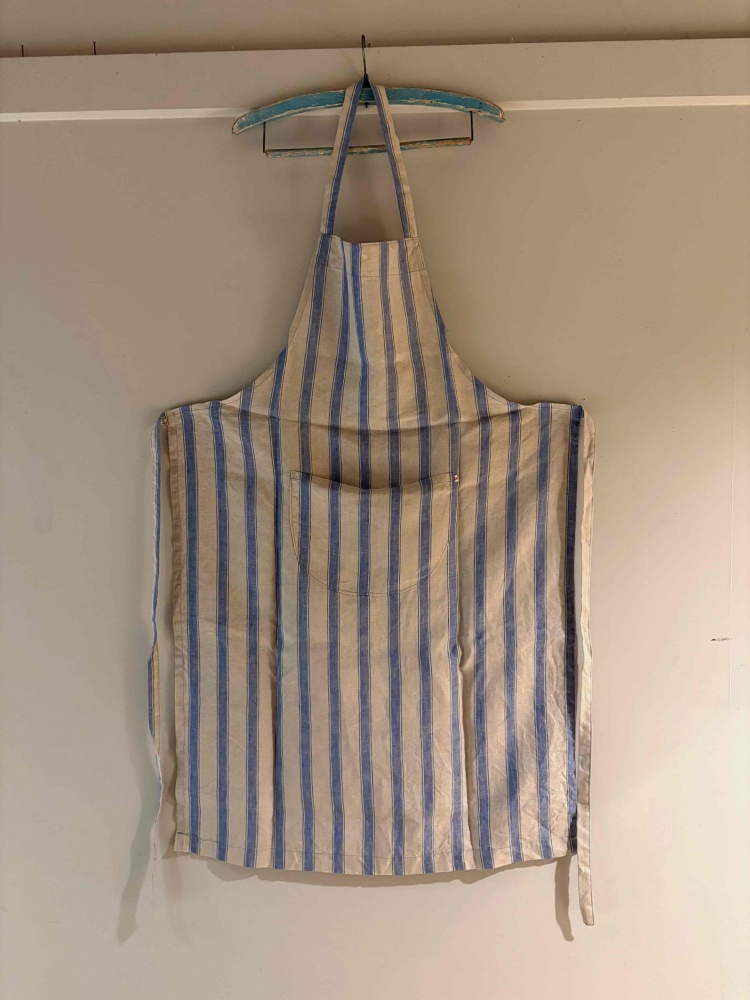 SISIのエプロン展　ほか　イロイロ